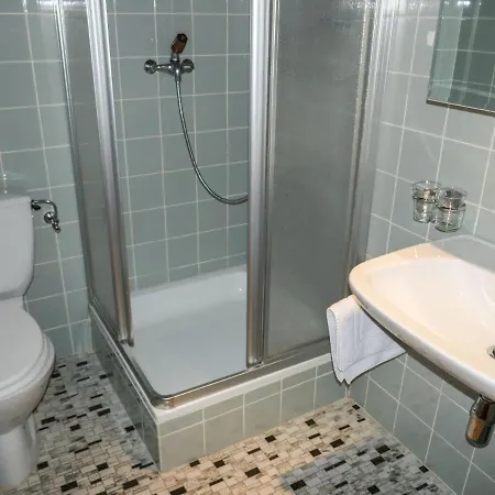 Apartman Prameiraz 10 *